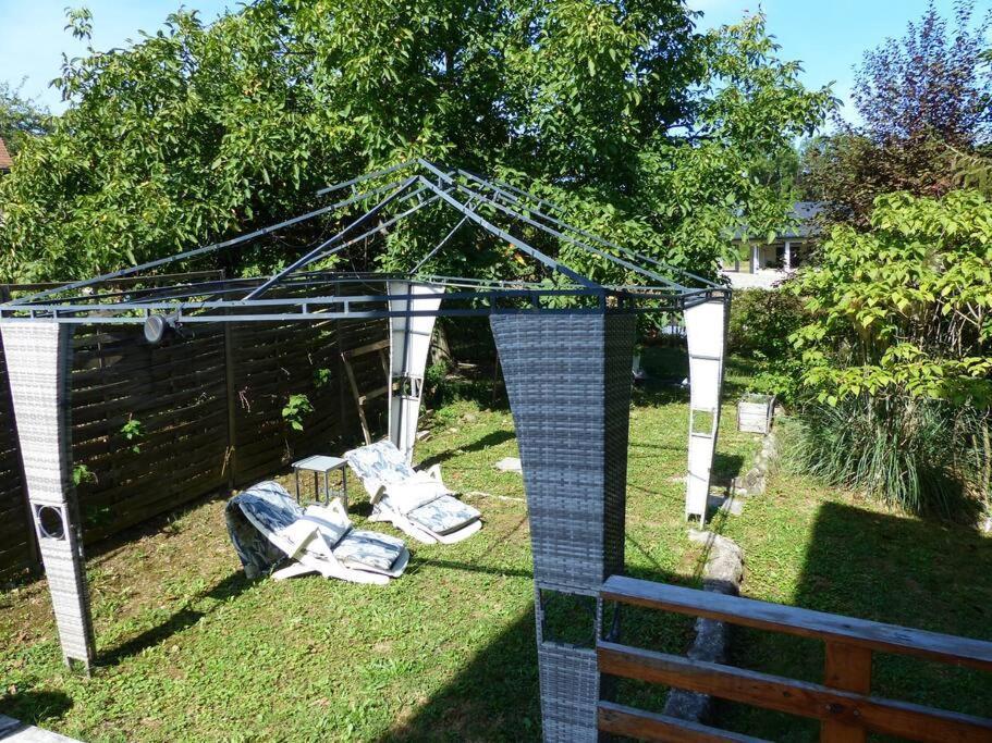 Appartement Dans Maison Brie-et-Angonnes Exterior foto